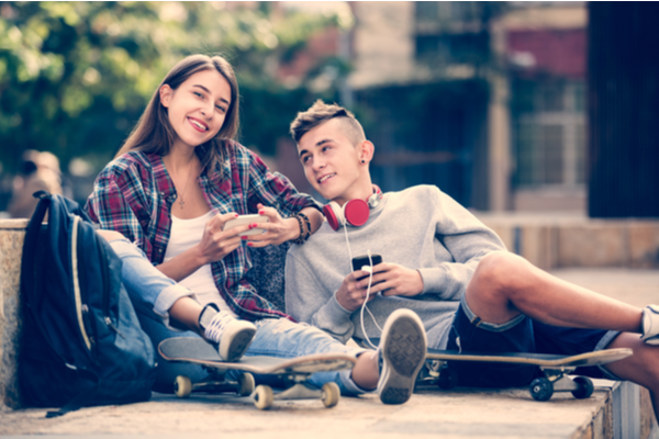 女性が好きな男だけにする「本命サイン」4つとは