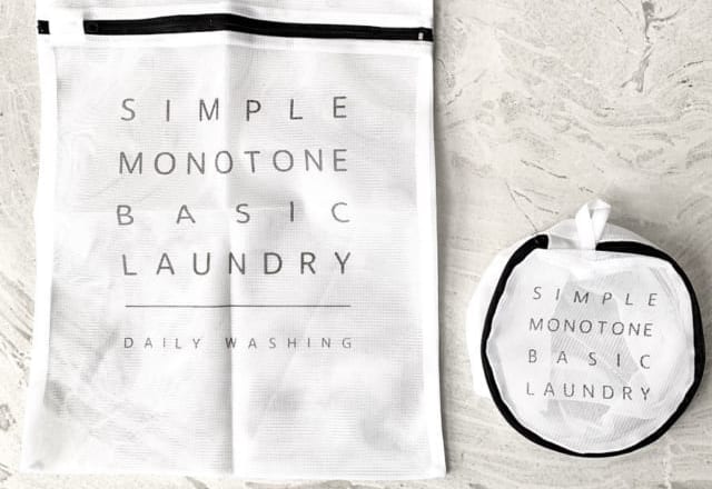 モノトーンでお洒落♡【ダイソー他】の「ランドリーグッズ」4つ