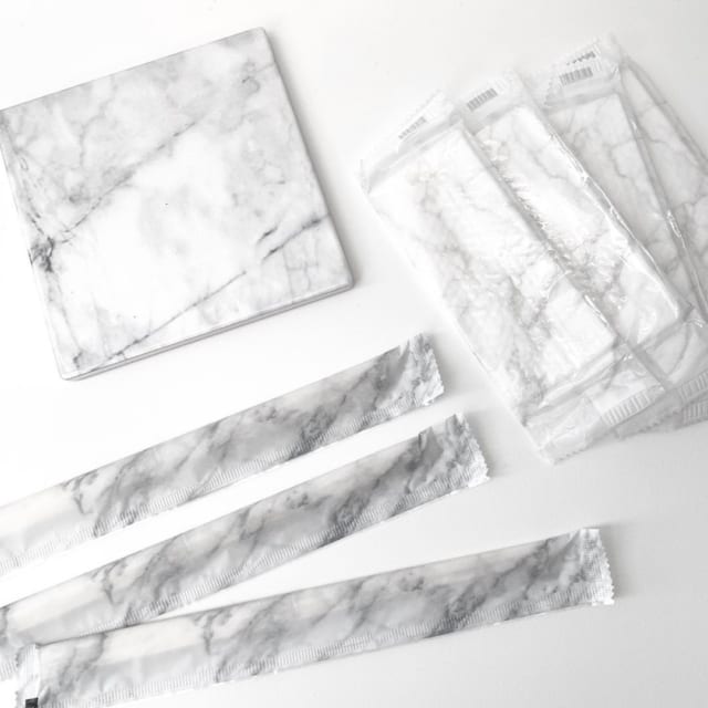 コレ100均？！【ダイソー他】高見えな「マーブル柄キッチン用品」3つ