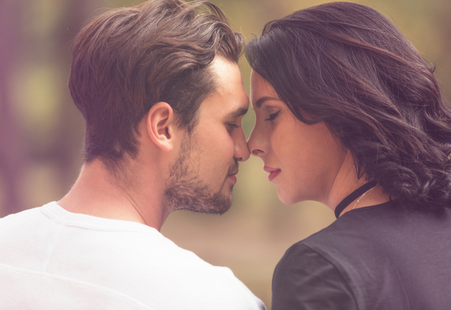 ずっと傍に居てくれっ！男性が「安心できると思う女性」の特徴4つ