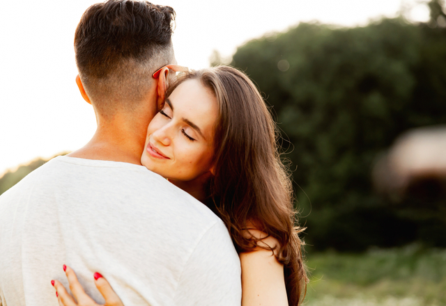 大好きなんだから当たり前♡彼の「本命彼女」だけにする言動4つ