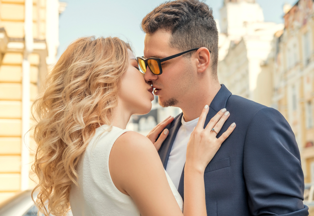 本気ならこうする！キスでわかる「彼の本命度テスト」