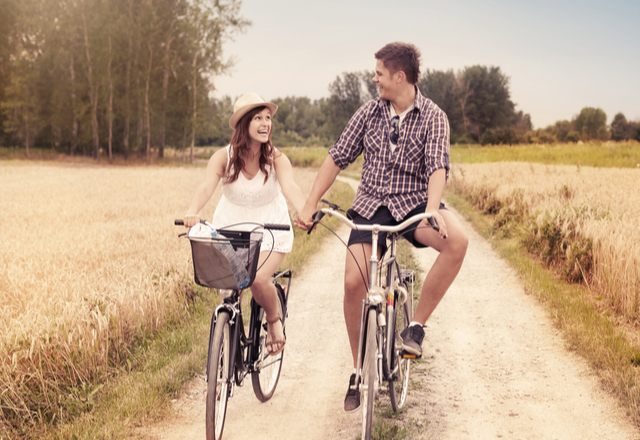 これぞ狩猟本能！男性が「追い続けたくなる女性」の共通点って？