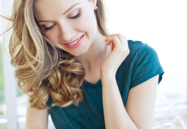 大人の魅力溢れてる！周りが惹かれる【おフェロ女子度テスト】