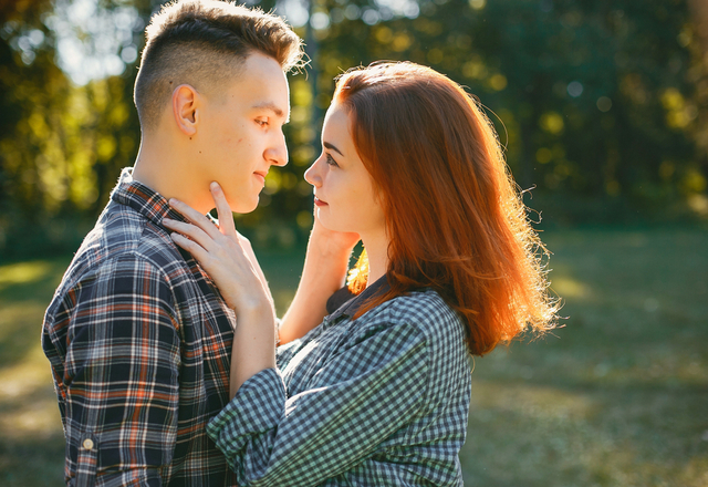 いつもどんなキスしてる？彼のキスの仕方で分かる【愛され度チェック】