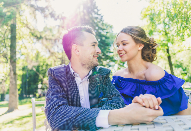 分かってくれよ…！男性が「本気で好きな女性」にしかしない言動4つ