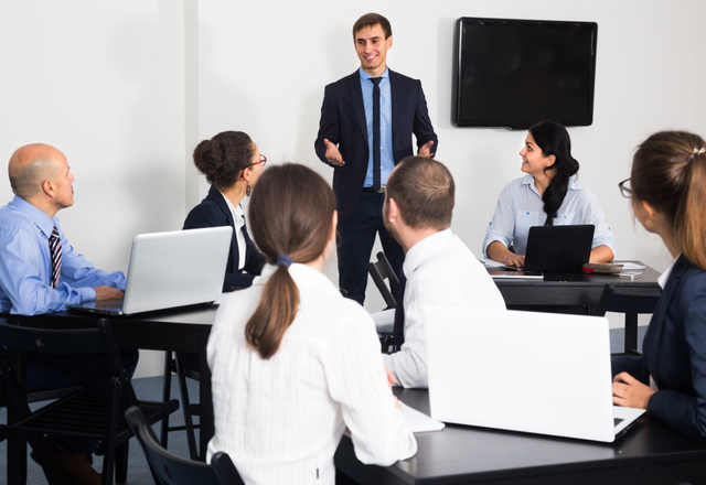 尊敬してます～！！後輩に「頼られる先輩」になる方法