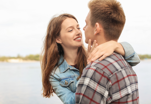 あなたへの想いはどのくらい！？普段のハグでわかる「彼の本命度」