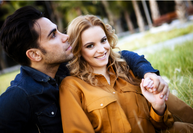 【女性必見】気になる人をアナタは落とせる…？「色っぽ女性度チェック」