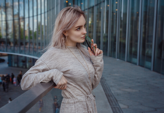 全てが美しい…！思わず振り返る魅力満載の「上品な女性」の特徴