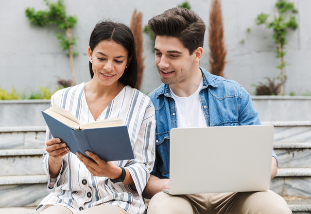 【男性心理】男性が気になる女性に出す「好きサイン」とは?