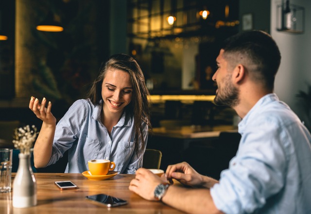 モテすぎ注意！年下男性からモテる「アラサー女性」の共通点とは