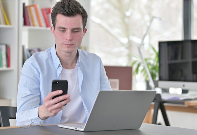 もしかして脈アリ？！男性が「本命の相手に送るLINE」4選