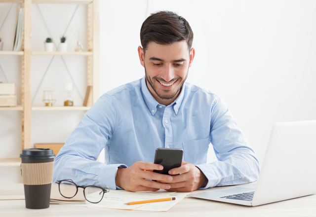 周りに自慢したい！男性がニヤける彼女からのLINE4つ