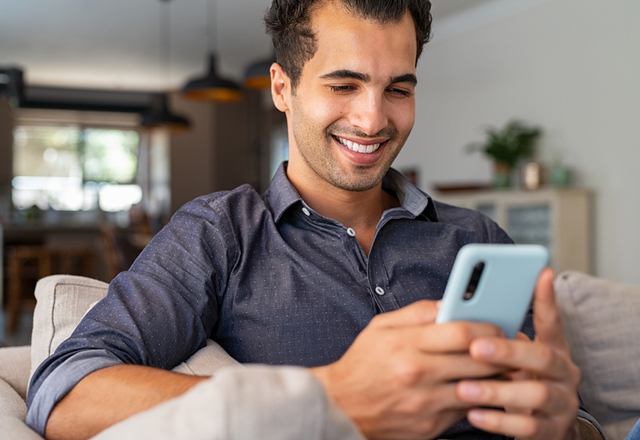 会えなくても冷めない！「遠距離LINE」でラブラブ長続きする方法