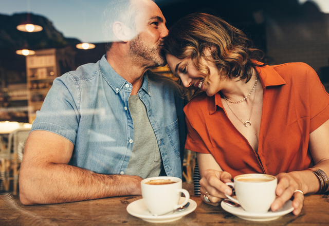 今すぐ会いたくなるじゃん！男性の独占欲を乱す「可愛い仕草」4つ