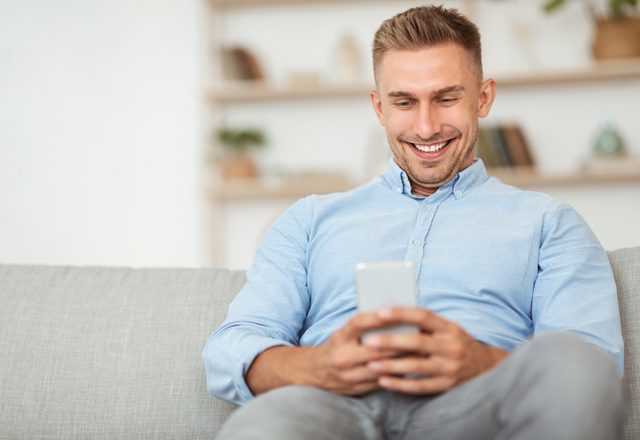 秒で返します！男性が「即レスしたくなるLINE」のコツ4つ