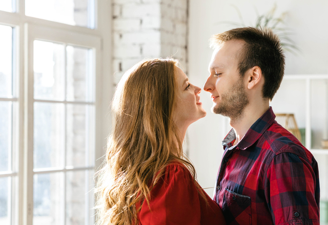 してもいいのかな…？男性が「キスしたいと思う瞬間」4選