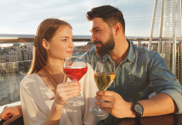 それだけ好きってこと！男が「大好きな女性だけにする」4つの言動