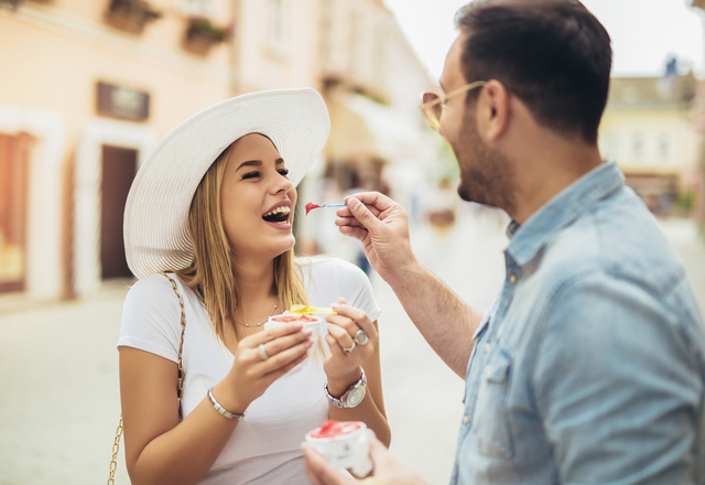 今日から私もモテ女子♡男性が惚れる【女性の性格】4選