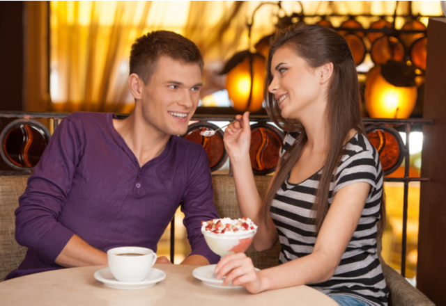 隠せないんだよ…！男性が【本気で好きな女性】にする言動4つ