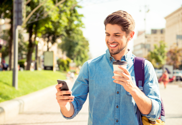 存分に甘やかしたい…！彼の「会いたい欲を刺激するLINE」って？