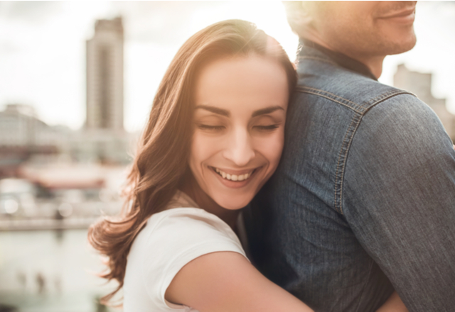 思わずガン見！男の視線を奪う「セクシー女性」の共通点4つ