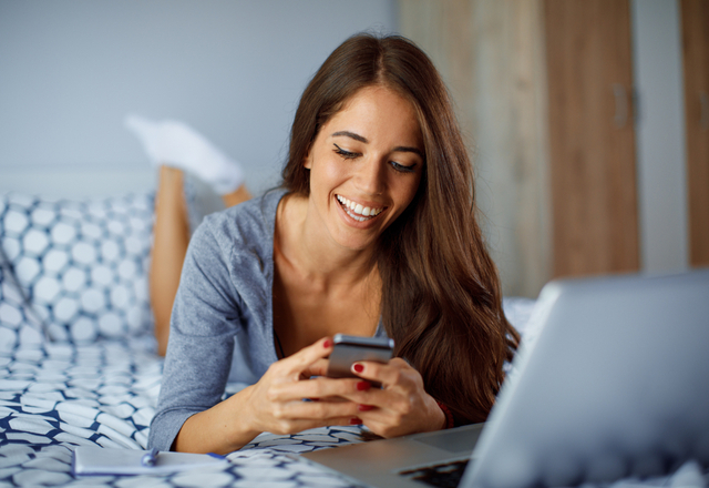 返信が気になるッ…！男性がドキドキする「あざカワLINE」4選