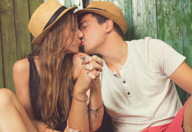 【男性必見】女性が虜になる「キスの仕方」って？