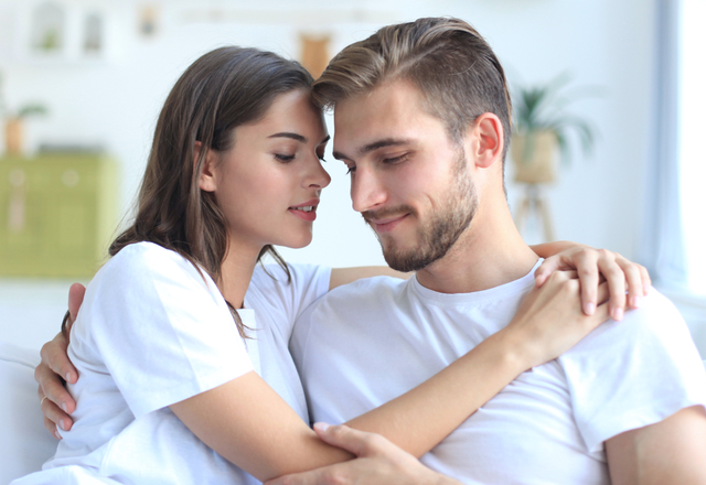 好きが止まらないっ…意中の彼がアナタに落ちる「大人ハグ」まとめ