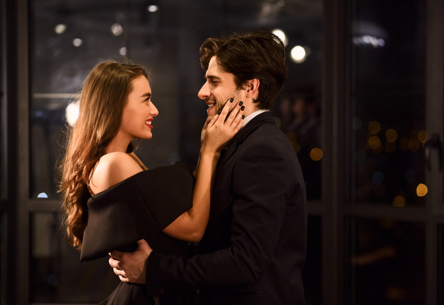 これはドキドキする！女性がときめくハグの仕方とは？