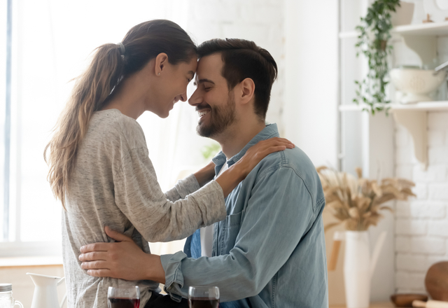 「触って欲しいな…」女性が【ムラムラする瞬間】とは？