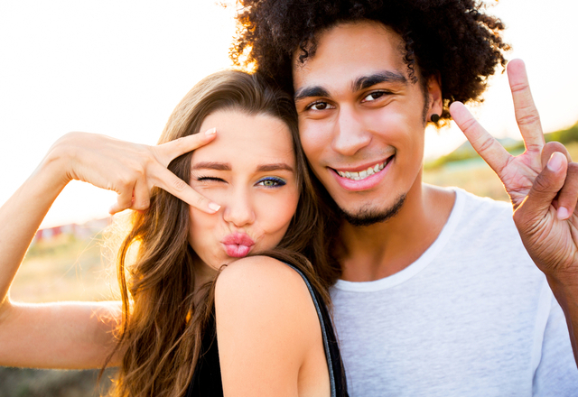 彼の本心に迫る！男が「本命彼女と遊び相手」にする態度の違い