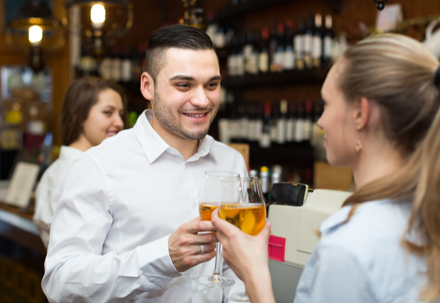 【男のホンネ】つい女性を「意識しちゃった瞬間」4選