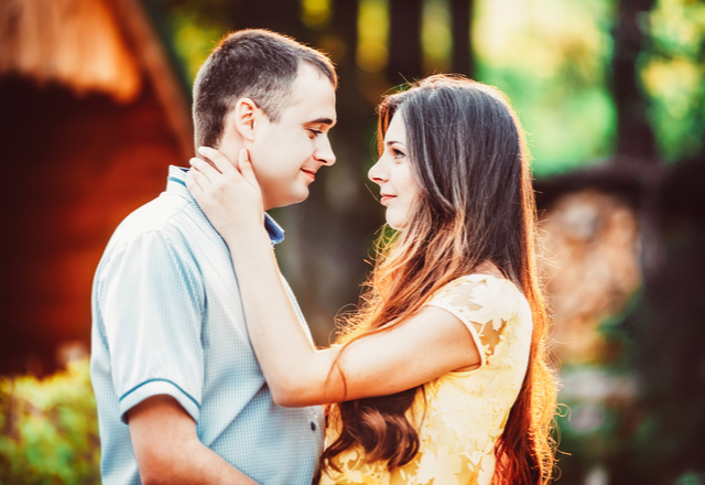 【圧倒的安心感…！】男性からモテる「優しい女性」になる方法