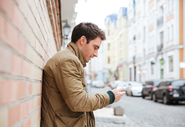 【男性心理】すぐチェックして！男性が送る「脈アリLINE」まとめ