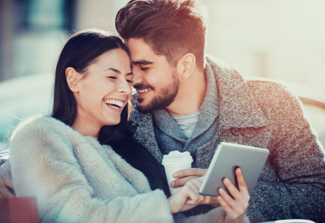 意中の彼女が虜に？！女性が【キュンするセリフ】4つとは？