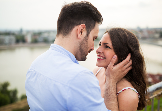 女性が「キスして欲しい」と感じる4つの瞬間