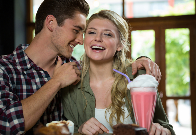 君が好き！男がさりげなく出している「大好きサイン」4選