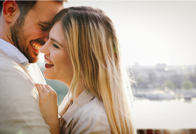 女性が「見るとドキドキしちゃう」男性の意外な部位って？