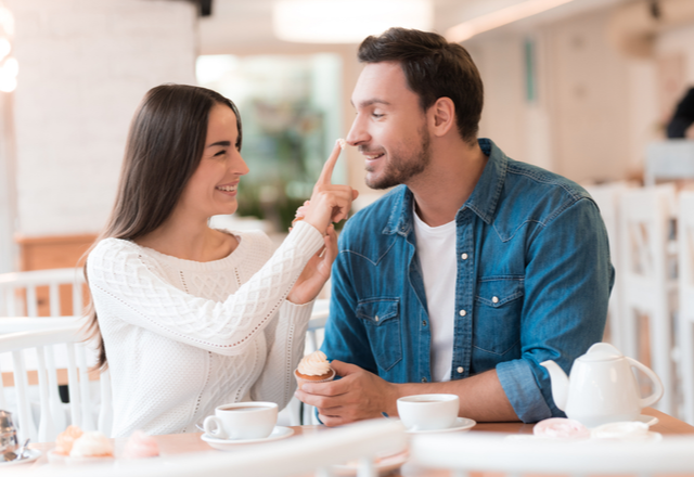 即チェック！男をメロメロにする【あざとい女度】4項目