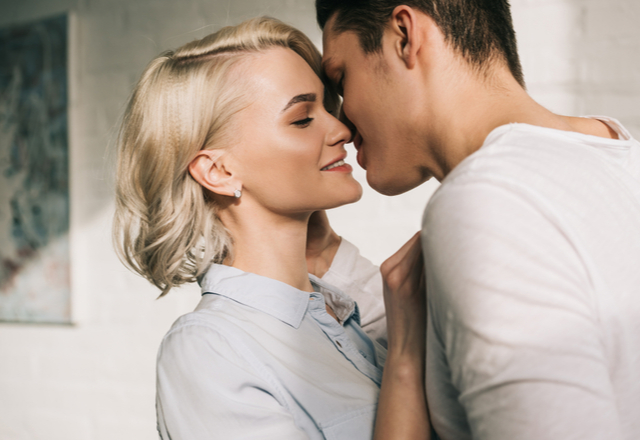 女性が「キスしたいな…」と思っている瞬間4つ