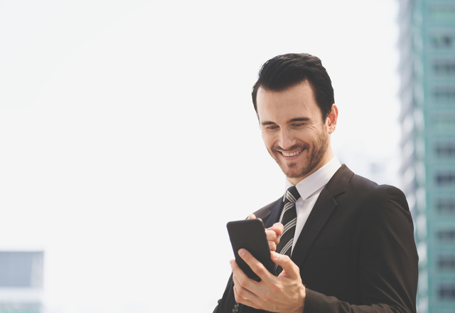 ずっと連絡とっていたい！彼が「相性イイ」と思うLINEって？