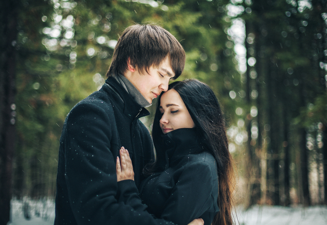 恥ずかしいけど気づいて欲しい…彼女の「ムラムラする瞬間」とは？