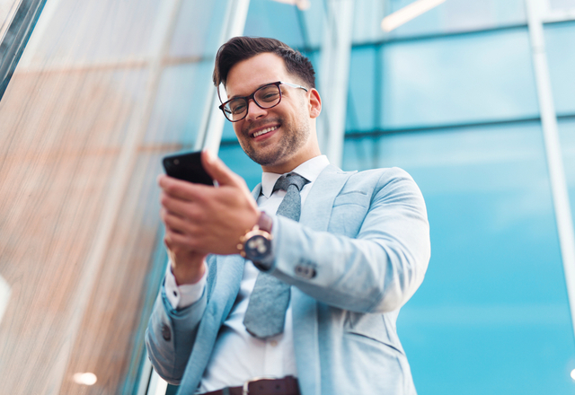 返信早っ♡男が待ちわびる「可愛いLINE」の特徴って？