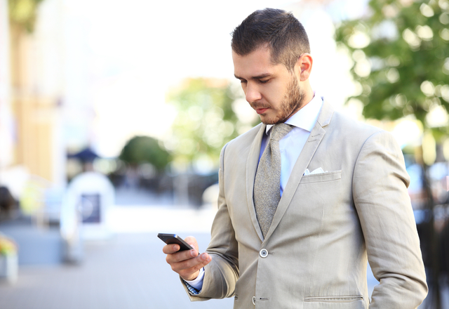 即確認して！男が「遊び」と「本命」に送る【LINEの違い】はコレ