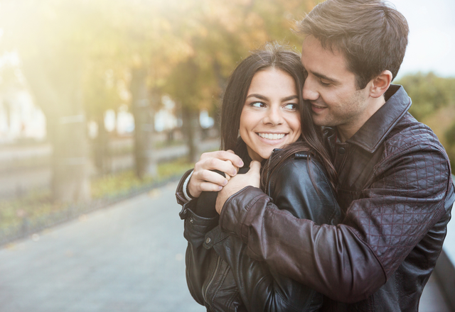 もっと触って？女性が「ムラっとしちゃう瞬間」4選