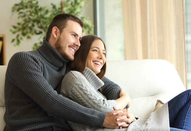 あなたは気づいてる？女性が「ムラっとした時にする」4つの仕草