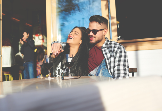 男性陣が惚れまくる！？日常で「モテ女性」がしていること4選