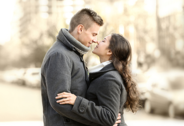 この関係性卒業したい…！気になる彼と「友達以上の関係になる」方法